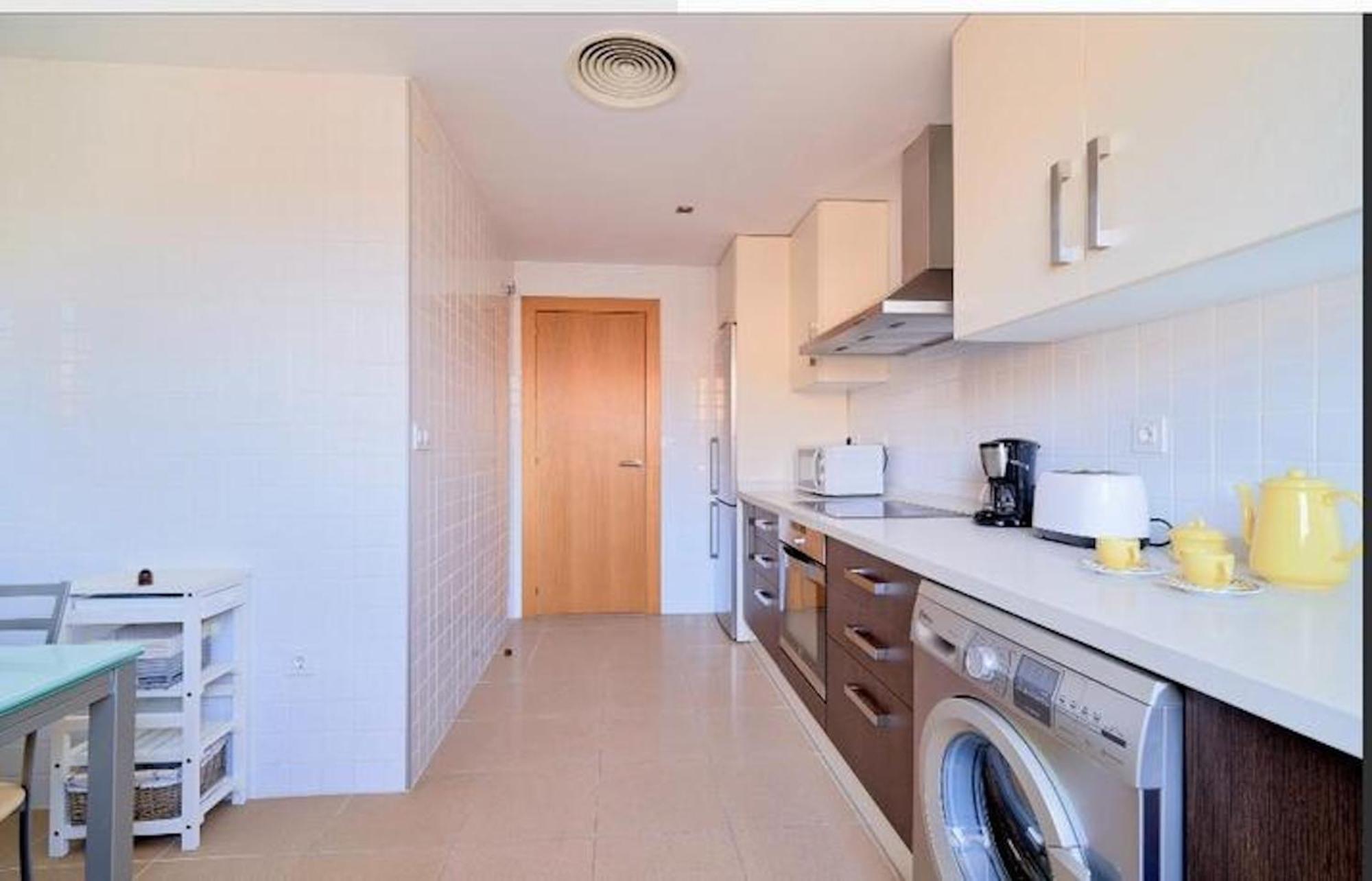 Apartment Holidays2malaga Heroe De Sostoa Con Piscina Junto Estacion Ave Y Playa Málaga
