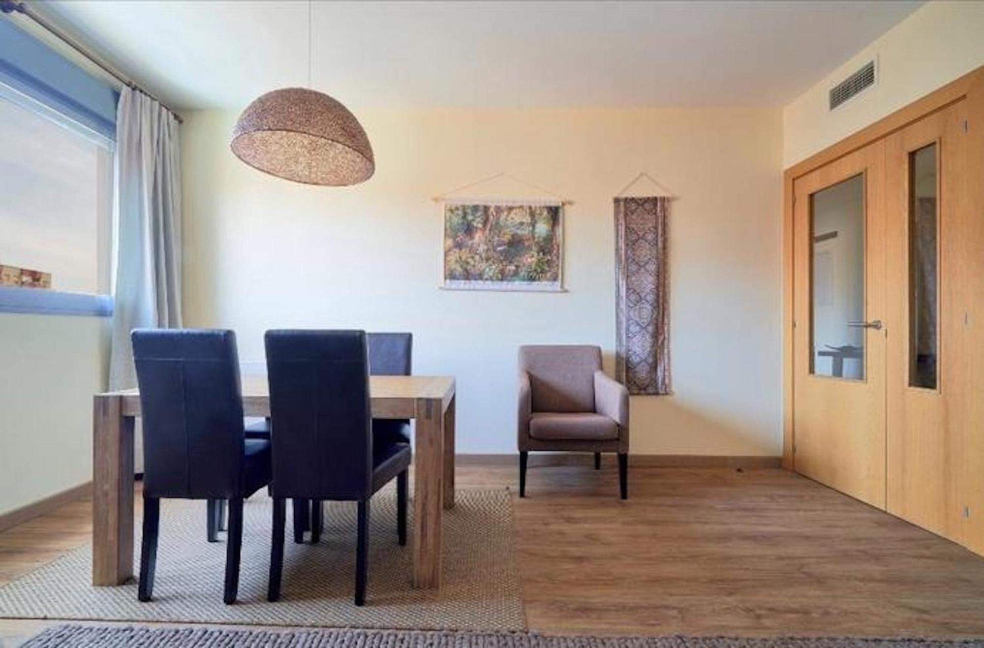 Apartment Holidays2malaga Heroe De Sostoa Con Piscina Junto Estacion Ave Y Playa *